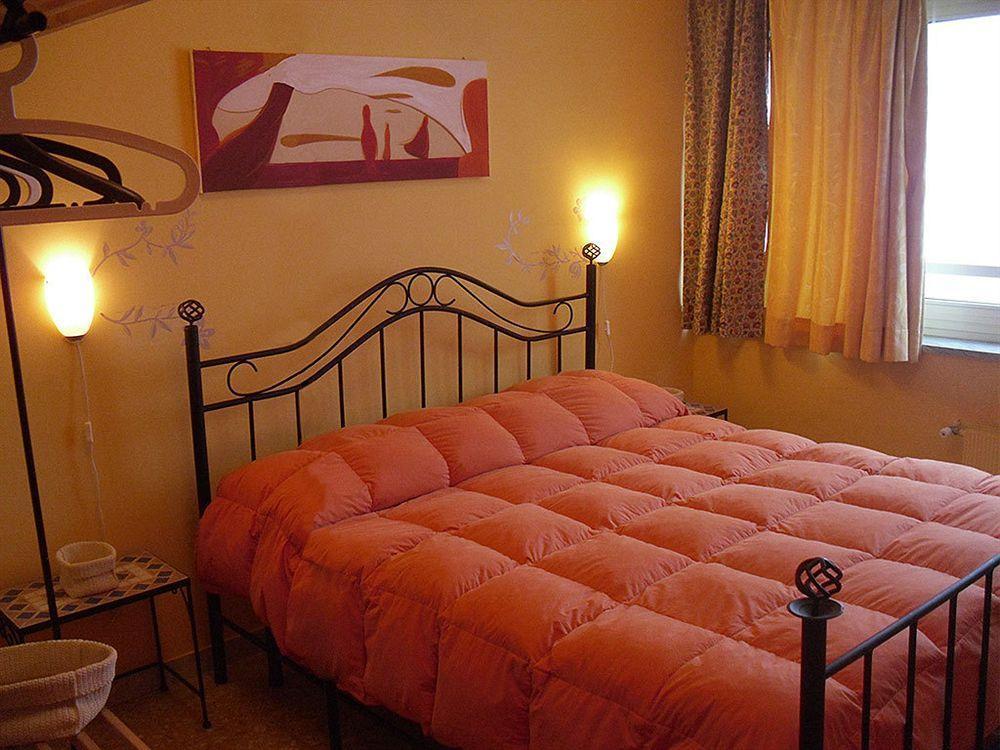 Bed And Breakfast I Vicoletti Di Napoli Exterior foto